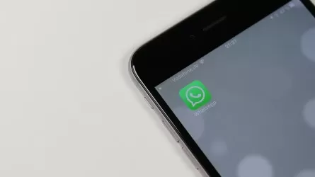 Специальный ИИ-помощник может появиться в мессенджере WhatsApp