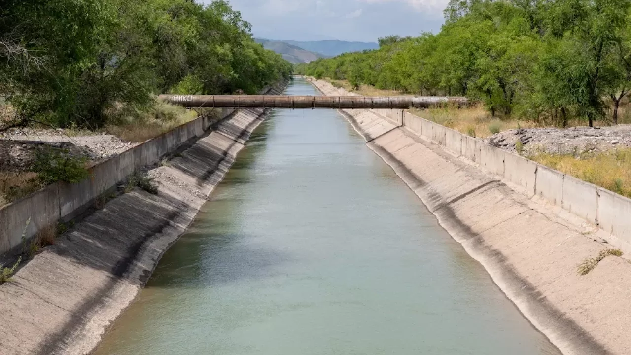 560 млн кубометров воды для полива получит Казахстан из Кыргызстана