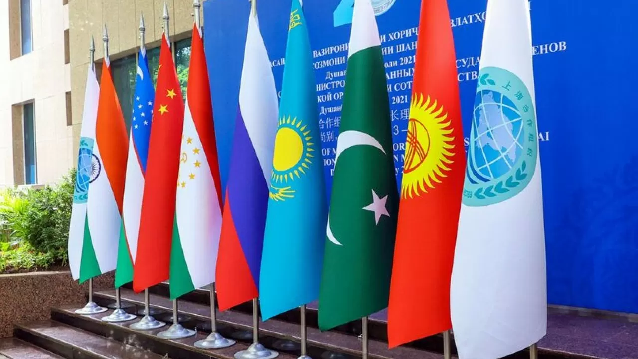 Астана принимает саммит ШОС: что обсуждают 16 глав стран и правительств? 