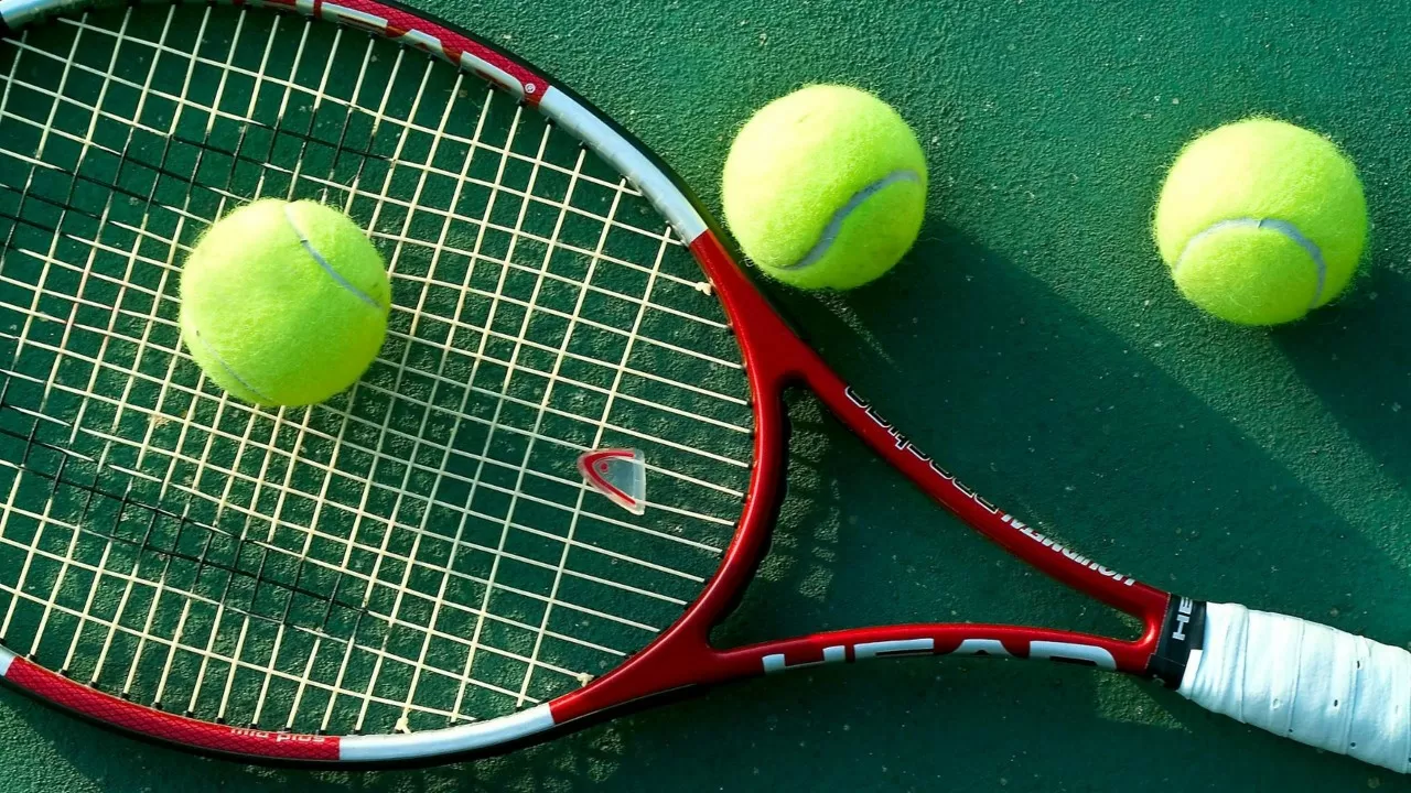 Двое казахстанцев сыграют в четвертьфиналах одиночек ивента ITF в Астане