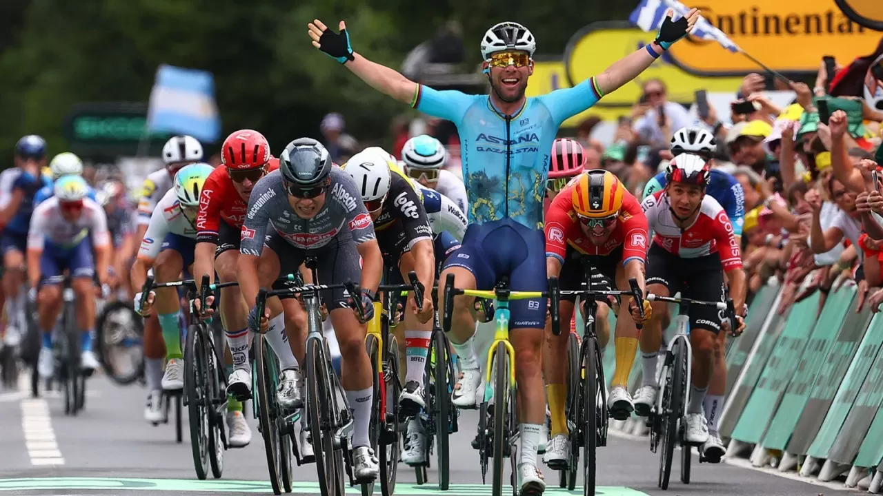 Кавендиша лишили пятой строчки на очередном этапе "Тур де Франс – 2024" 