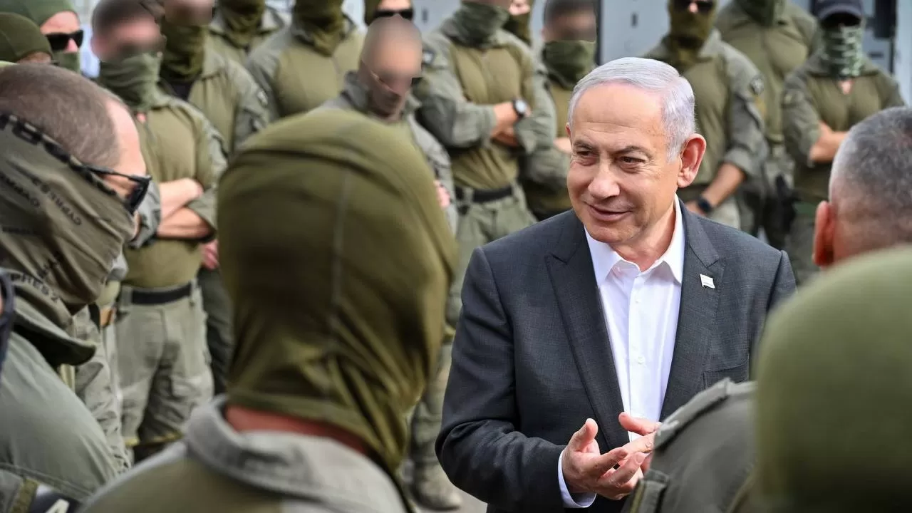 Израильде жүздеген наразылық білдіруші Нетаньяхудың АҚШ-қа кетуіне қарсылық білдірді
