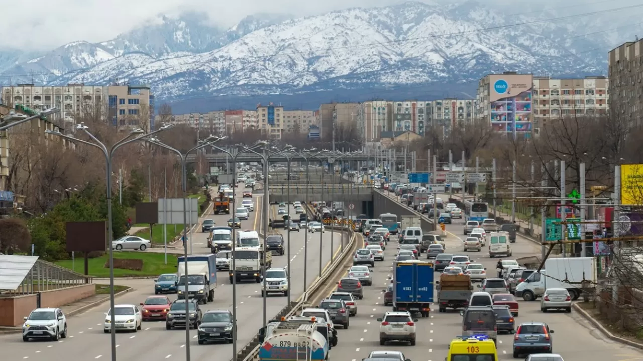 Каким должен быть налог на транспорт в Казахстане: мнение экспертов 