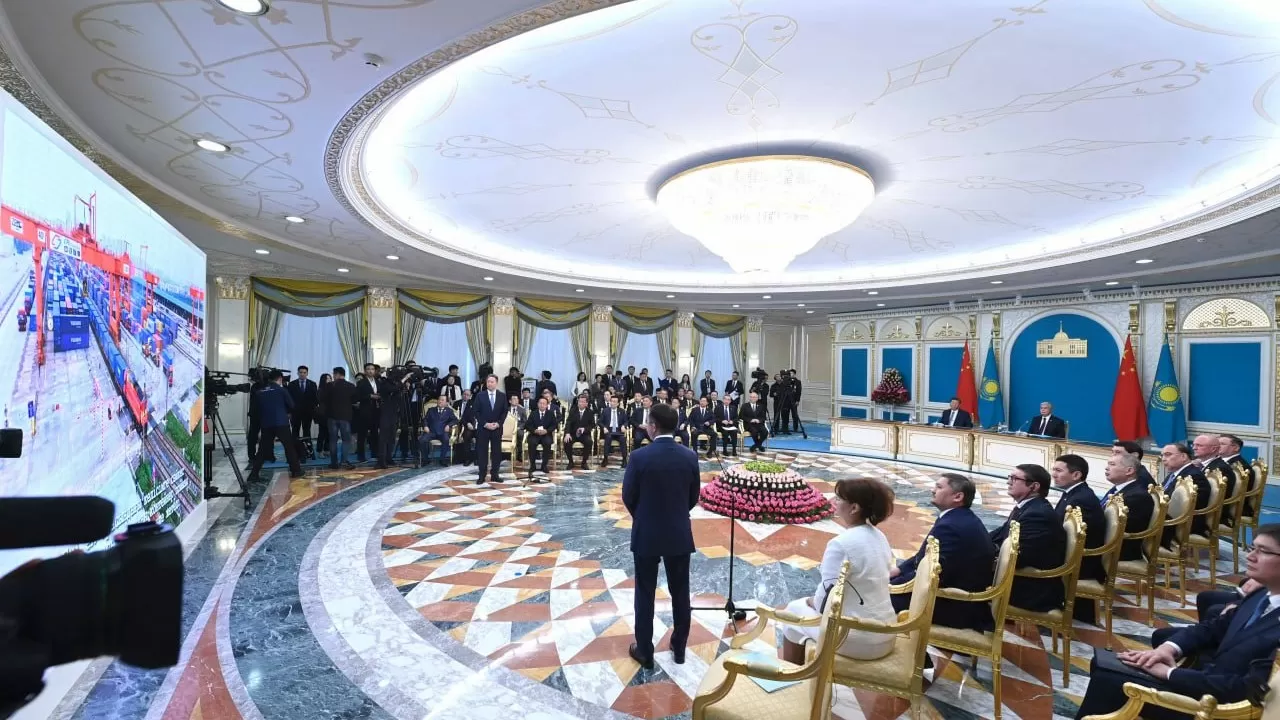 Токаев и Си Цзиньпин открыли ряд важных казахстанско-китайских проектов