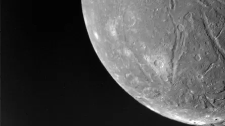 Новая загадка космоса: ученые нашли следы океана на луне Урана Ариэле  