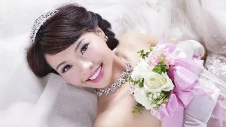 Свадьбы без жениха все чаще организовывают одинокие японки