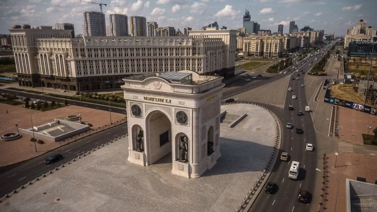 Астанада Мәңгілік ел даңғылында Bus Lane іске қосылды 