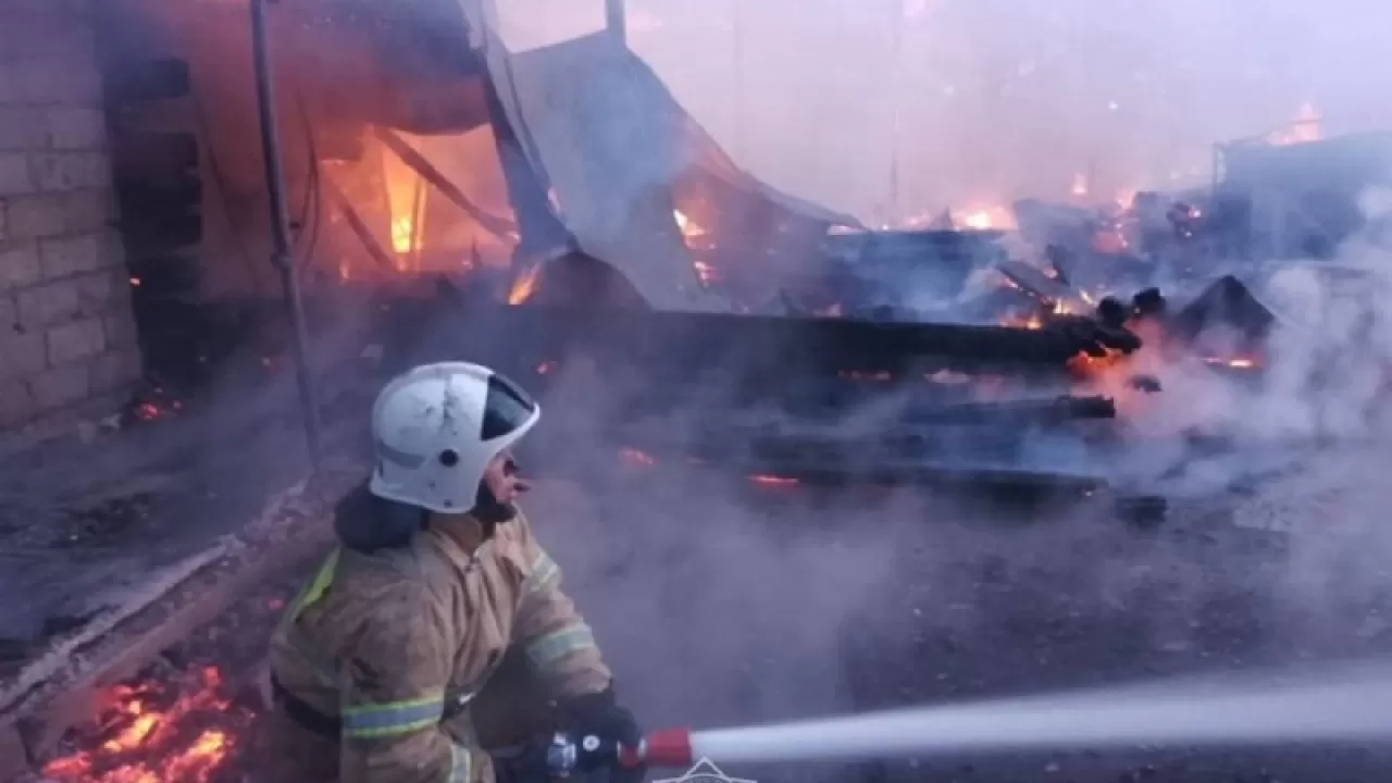 Человек погиб на пожаре в Абайской области 