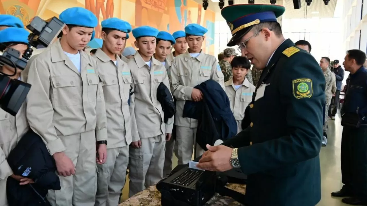 1200-ге жуық астаналық Қазақстан әскерінің қатарын толықтырады