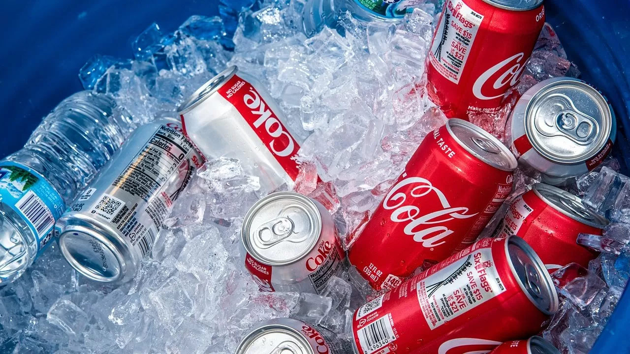 Coca-Cola отзывает напитки из продажи из-за вредного химиката