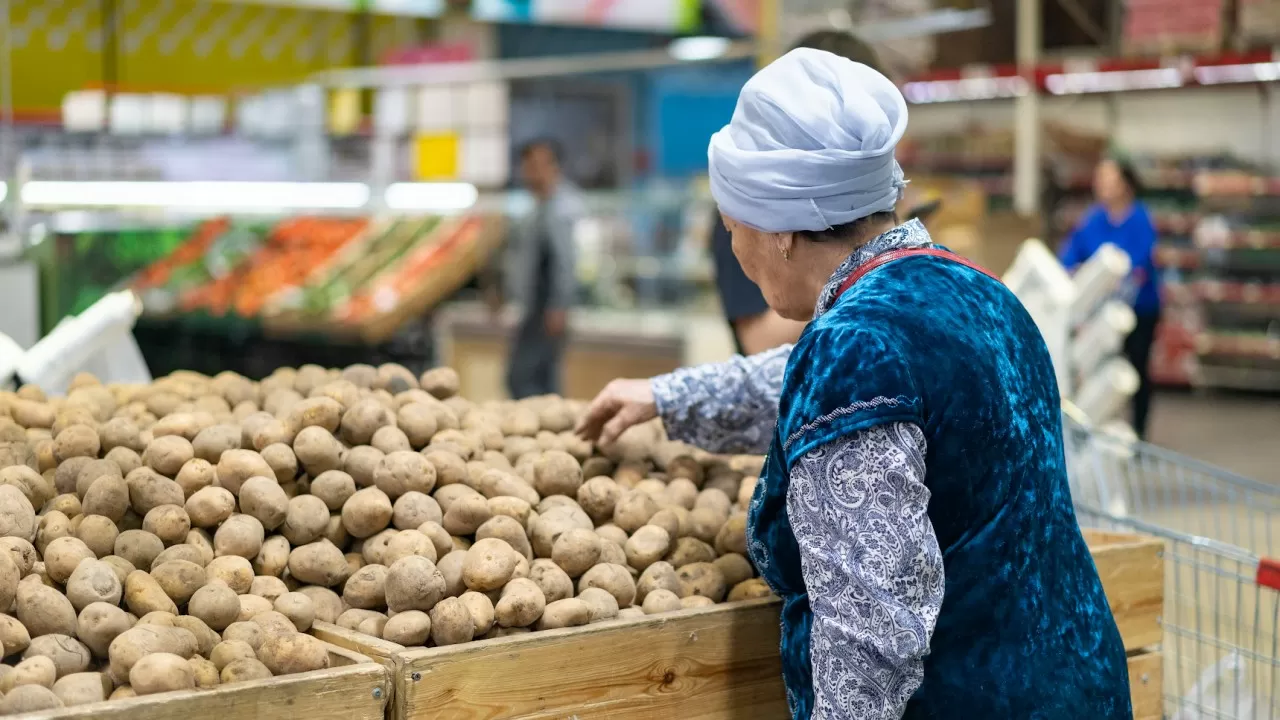 Почему в картофельном крае жители Павлодара жалуются на рост цен на второй хлеб