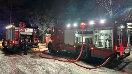 Пожар в банном комплексе Талдыкоргана заставил людей покинуть здание