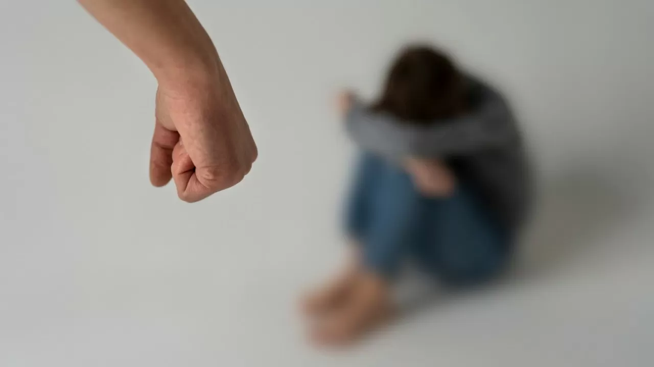 Где можно анонимно рассказать о насилии, буллинге, проблемах со здоровьем и сразу получить помощь