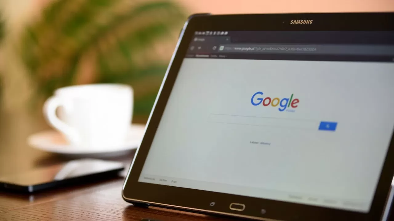 Google инвестирует 15 млрд долларов в строительство центра обработки данных ИИ в Индии