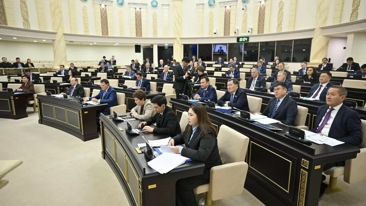 Сенаторлар "Жасанды интеллект туралы" заңды Мәжіліске қайтарды