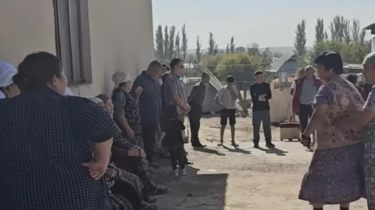 Ел естімеген сұмдық: Түркістандық 15 жастағы қыз 71-дегі туысынан бала тапты