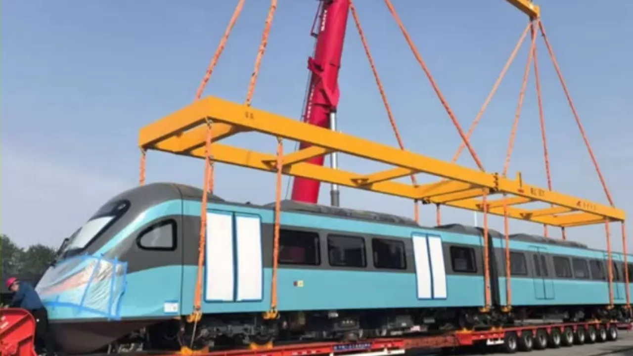 Новые составы LRT поставят на рельсы: какие дороги закроют 