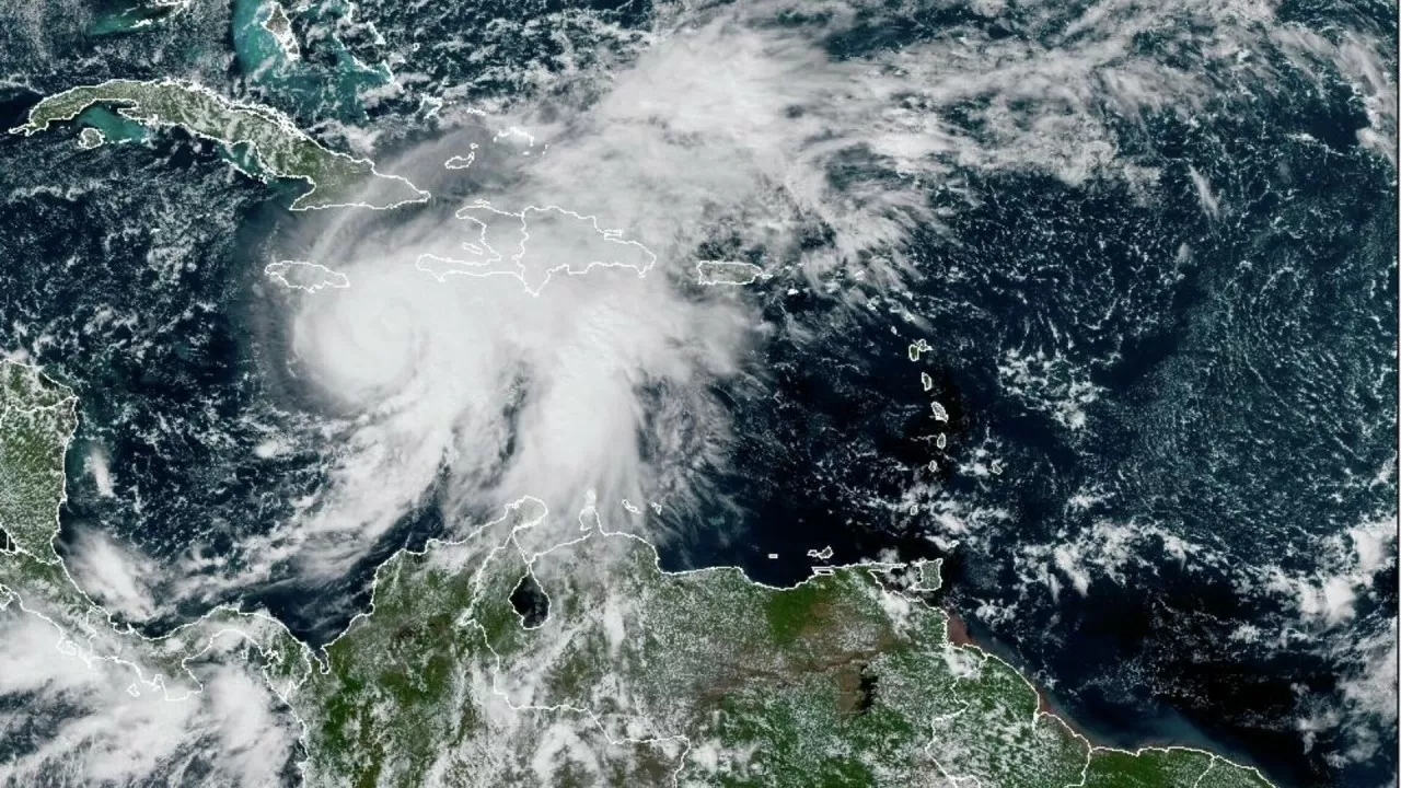 Кариб жағалауында "Мелисса" дауылы 49 адамның өмірін қиды 