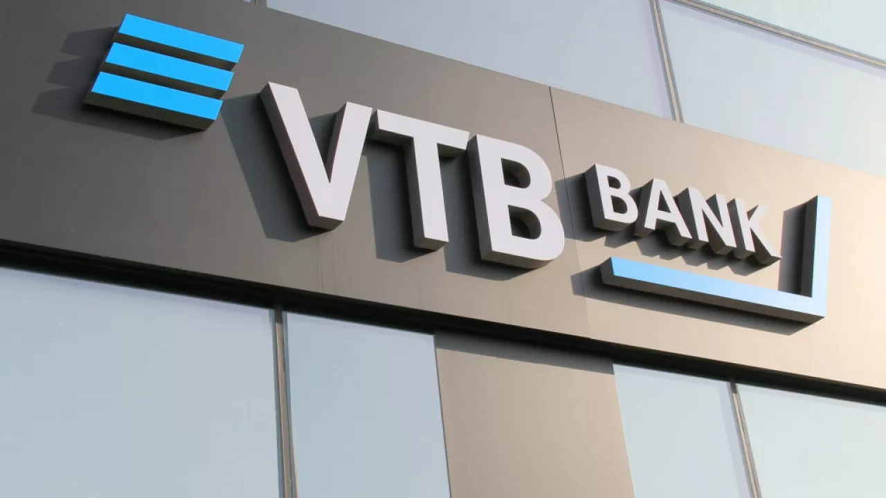 "ВТБ-Казахстан" попал под санкции Евросоюза