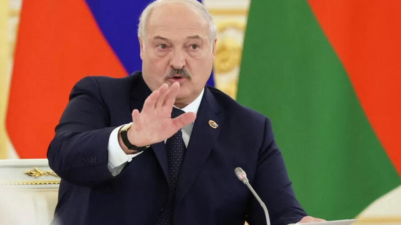  Назад в СССР: Лукашенко запретил повышать цены в стране