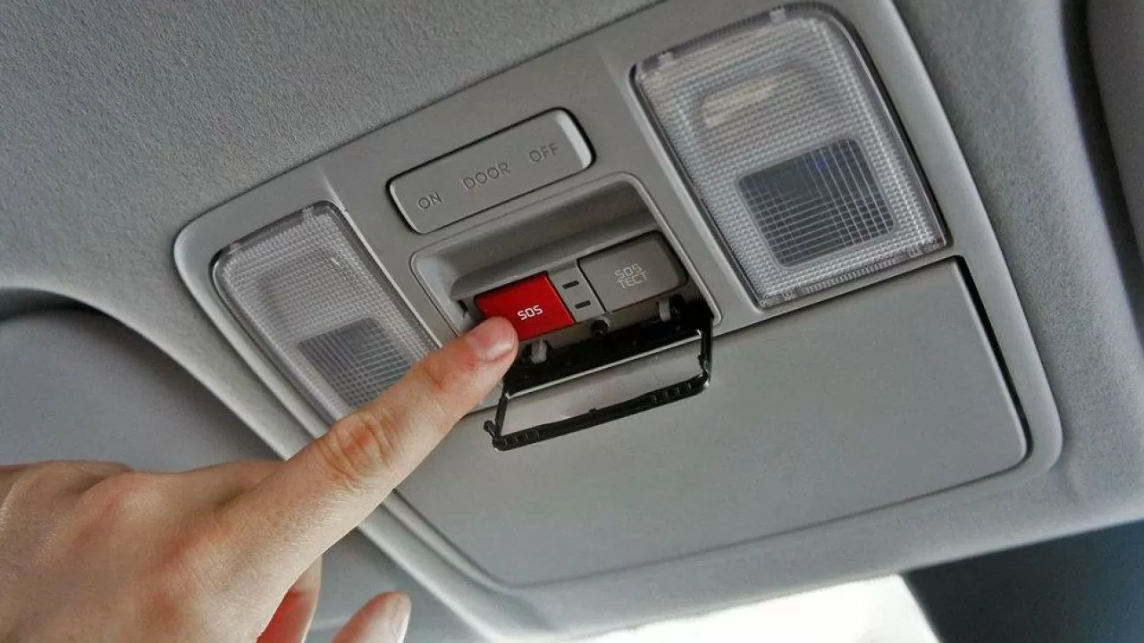 Елімізде 3 жылдан кейін SOS батырмасы жоқ көліктер тіркеуге алынбайды