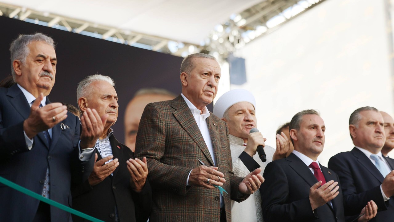 Анальды моншақтар фотосуреттерін өңдеуге арналған пост Жеке ресейлік фотосессия