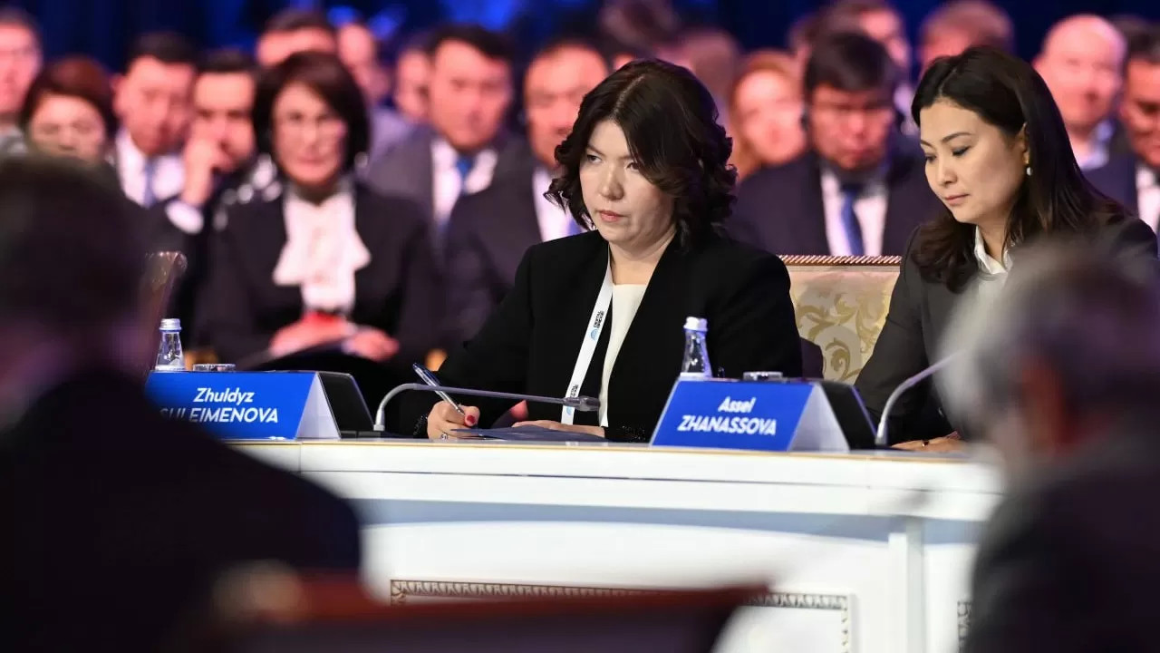 Мемлекет басшысы мұғалімдердің күнделікті жұмысын азайтатын амал айтты
