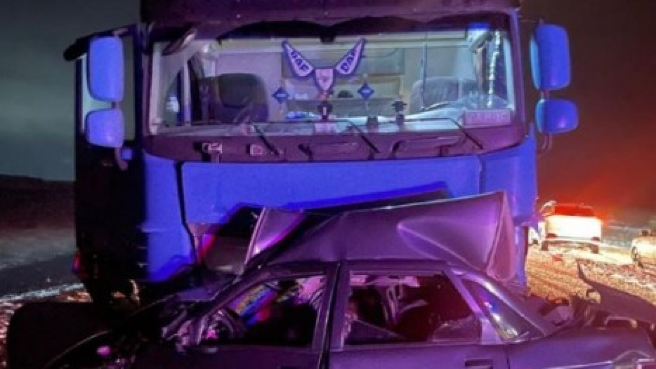 Боб шаштары бар әйелдер эротикасы