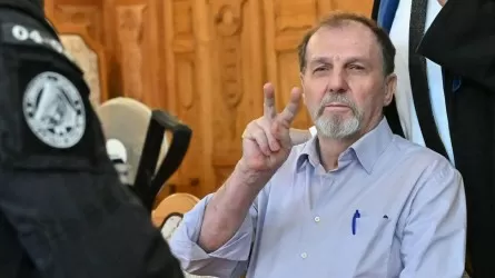 Суд вынес приговор стрелявшему в премьера Словакии