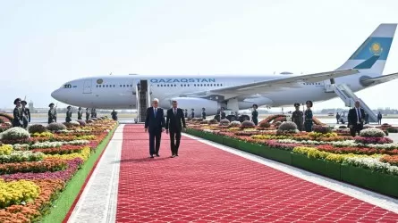 Как Токаева встретили в Душанбе 