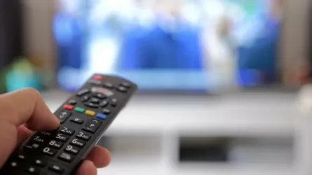 Казахстанцы останутся без ТВ и радио 