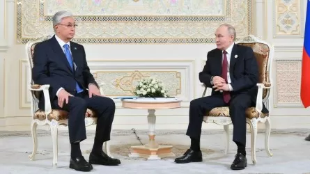 Путин поздравил Токаева 