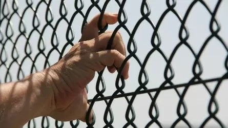 В розыск объявили владельцев стоматологий, использованных для вывода миллиардов из ЕНПФ 
