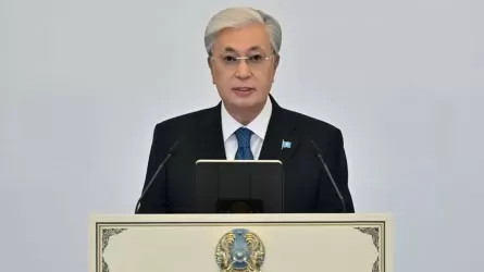 Токаев поздравил казахстанцев с Днем Республики 