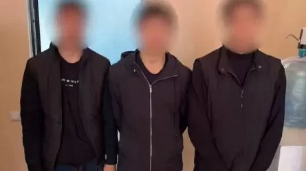 Алматыда қызбен танысуға келген жігітті бопсалағандар ұсталды