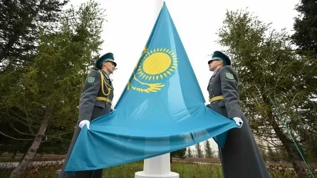 Қазақстандықтар Республика күніне орай 3 күн демалады