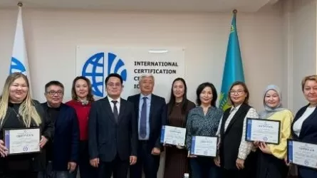 Первые профессиональные управляющие домов получили сертификаты в РК 