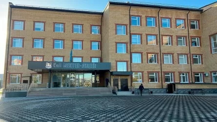 Оралда қайтарылған активтер қаражаты есебінен салынған жаңа мектеп ашылды