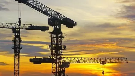 Затронуты интересы 300 семей: застройщика взяли под стражу в Астане 