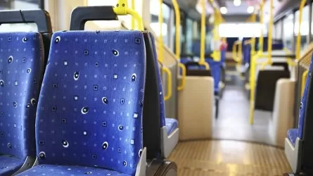 Проезд 500 тенге в автобусах Алматы и Астаны: ответ министерства