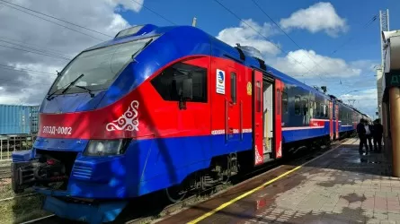 Новую пригородную электричку запустили в одном из регионов Казахстана