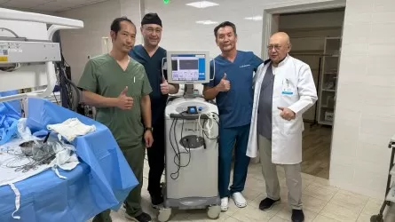 Қазақстандық хирургтар Өзбекстаннан келген науқастарға 17 күрделі операция жасады