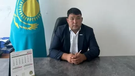 «Эмоциямды ұстай алмадым»: Шығыс Қазақстанда байқамай балағаттаған ауыл әкімі халықтан кешірім сұрады