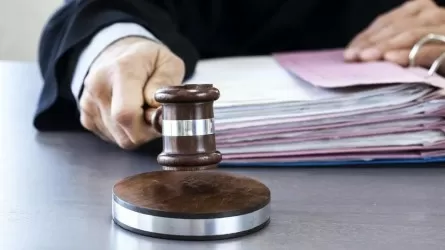 Сосед Казахстана введет смертную казнь за преступления против детей и женщин