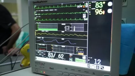 Алматыдағы бала өлімі: Қайғыдан қан жұтқан анасы аурухананы тексеруді талап етеді