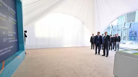 Токаев посетил новую ТЭЦ 