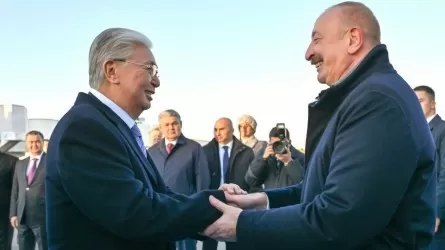 Президент Азербайджана прибыл с государственным визитом в Казахстан