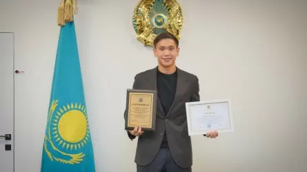 Енді тегін оқиды: Қақпашы Шерхан Қалмырзаға ректорлық грант берілді