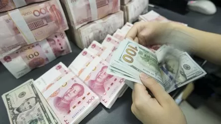 Валютные резервы Китая достигли максимума за десятилетие