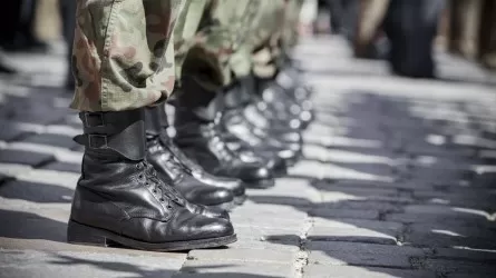 Приписка с 17 лет: в Казахстане обновились правила постановки на воинский учет  